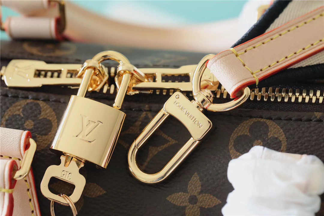 Louis Vuitton Speedy Bandouliere 20 Monogram Canvas Black For Women, Women’s Handbags, Shoulder And Crossbody Bags 20cm/7.9in