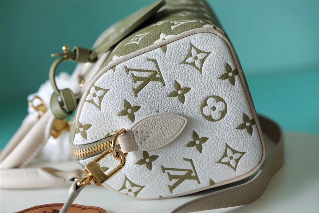 Louis Vuitton Speedy Bandouliere 20 PM Monogram Empreinte Khaki Green / Beige / CreamFor Women, Women’s Handbags, Shoulder And Crossbody Bags 20.5cm/8.1in