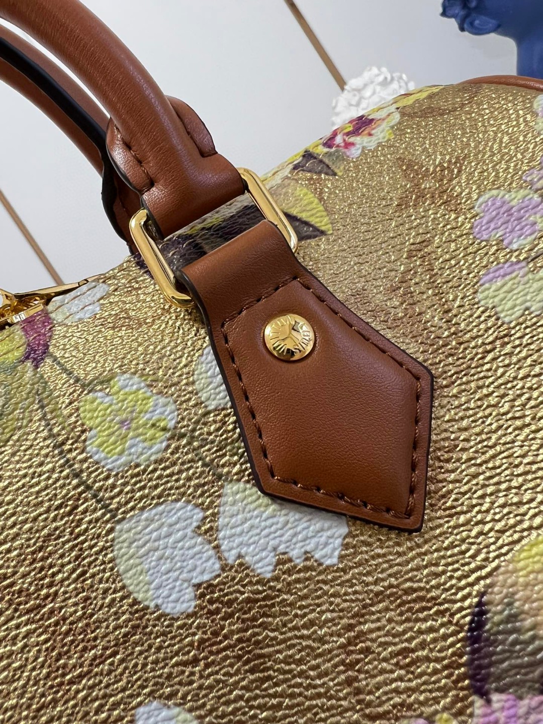 Louis Vuitton Speedy Bandouliere 25 Handbag Gold For Women, Women’s Handbags, Shoulder Bags And Crossbody Bags 6.7in/17cm LV 