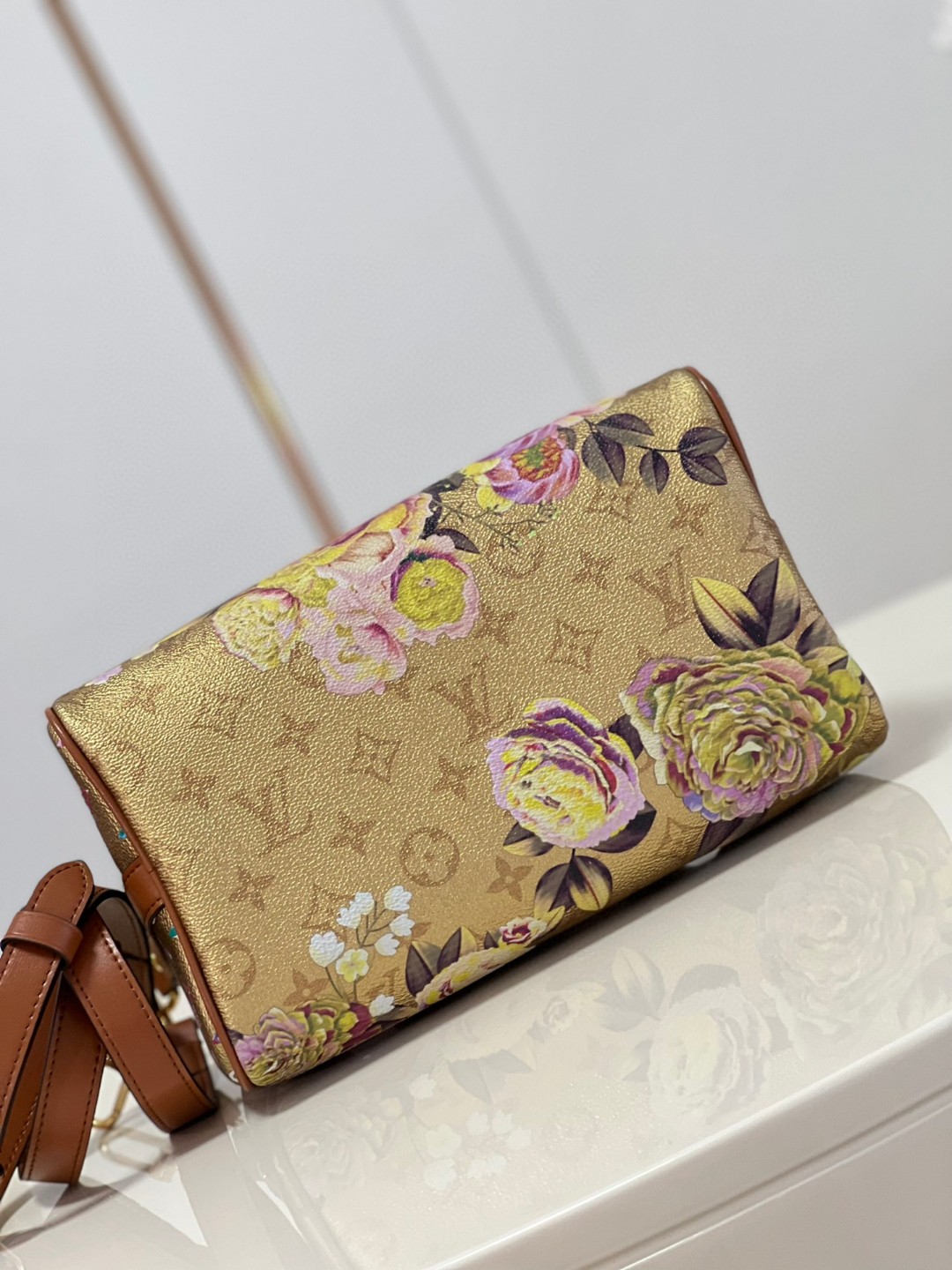 Louis Vuitton Speedy Bandouliere 25 Handbag Gold For Women, Women’s Handbags, Shoulder Bags And Crossbody Bags 6.7in/17cm LV 