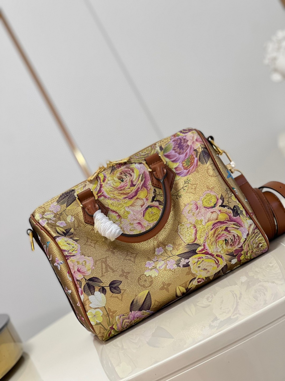 Louis Vuitton Speedy Bandouliere 25 Handbag Gold For Women, Women’s Handbags, Shoulder Bags And Crossbody Bags 6.7in/17cm LV 