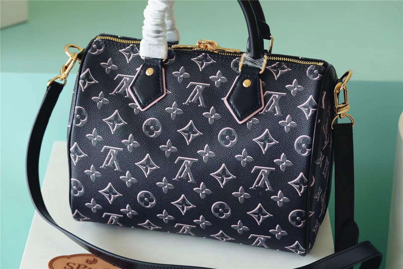 Louis Vuitton Speedy Bandouliere 25 Monogram Pattern Black For Women 9.8in/25cm