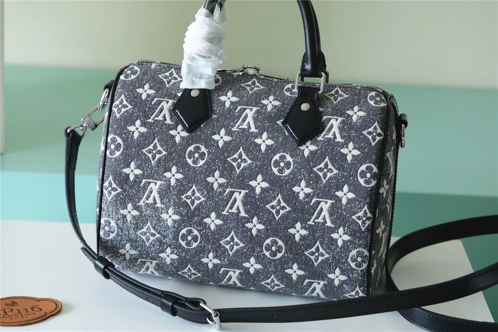 Louis Vuitton Speedy Bandouliere 25 Monogram Pattern Gray For Women 9.8in/25cm