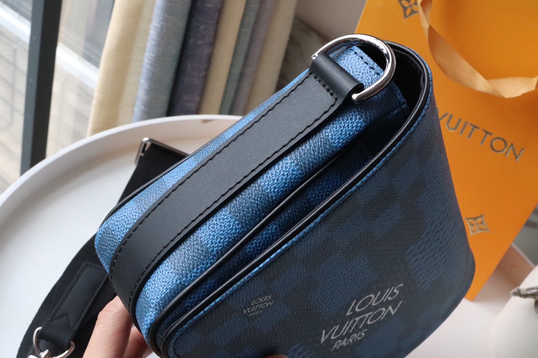 Louis Vuitton Studio Messenger Damier Graphite Blue For Men, Men’s Bags, Shoulder And Crossbody Bags 9.3in/25.3cm