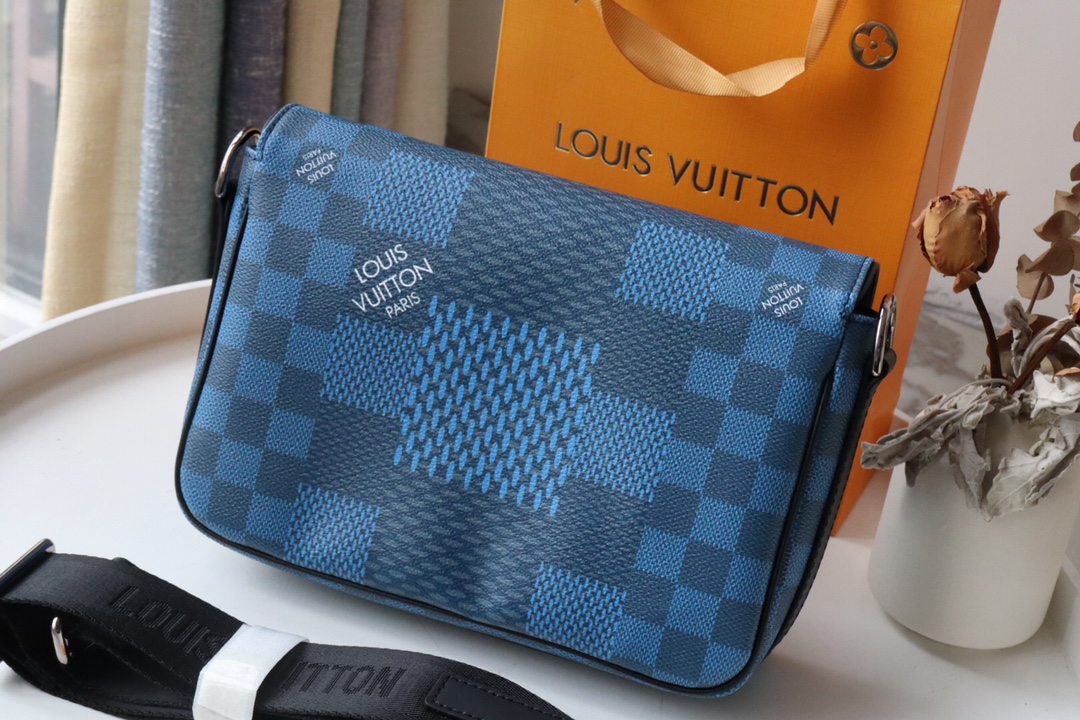 Louis Vuitton Studio Messenger Damier Graphite Blue For Men, Men’s Bags, Shoulder And Crossbody Bags 9.3in/25.3cm