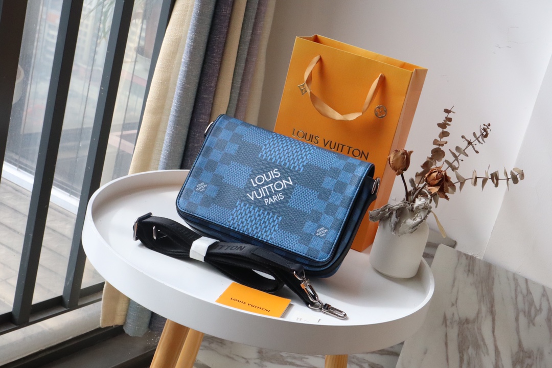 Louis Vuitton Studio Messenger Damier Graphite Blue For Men, Men’s Bags, Shoulder And Crossbody Bags 9.3in/25.3cm