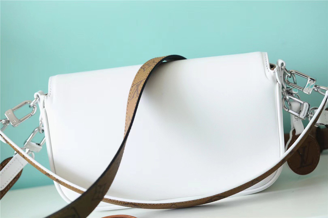 Louis Vuitton Swing Monogram White For Women, Women’s Handbags, Shoulder And Crossbody Bags 24cm/9.4in LV 