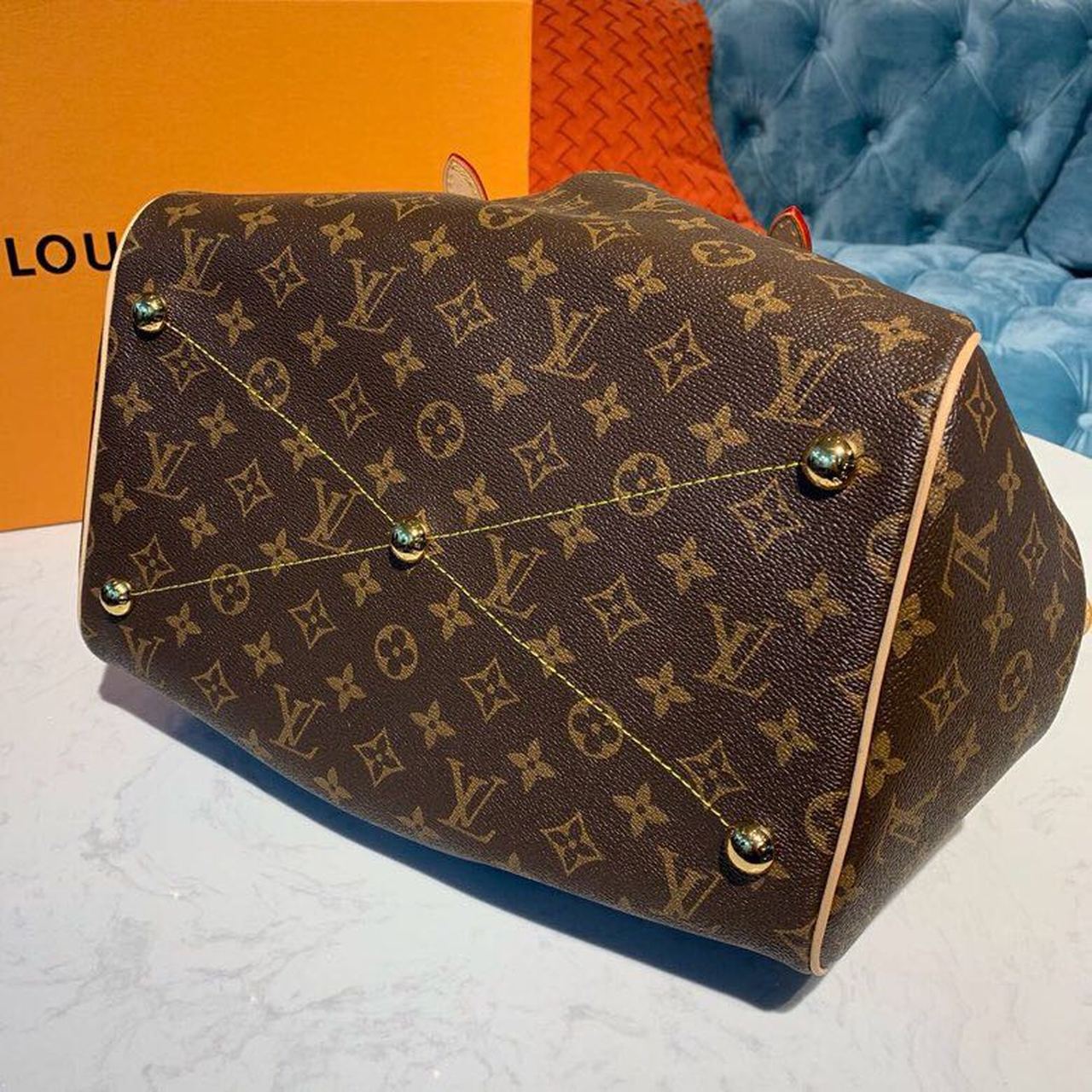 Louis Vuitton Tivoli Tote Bag Monogram Canvas For Women, Women’s Handbags, Shoulder Bags 18.1in/46cm