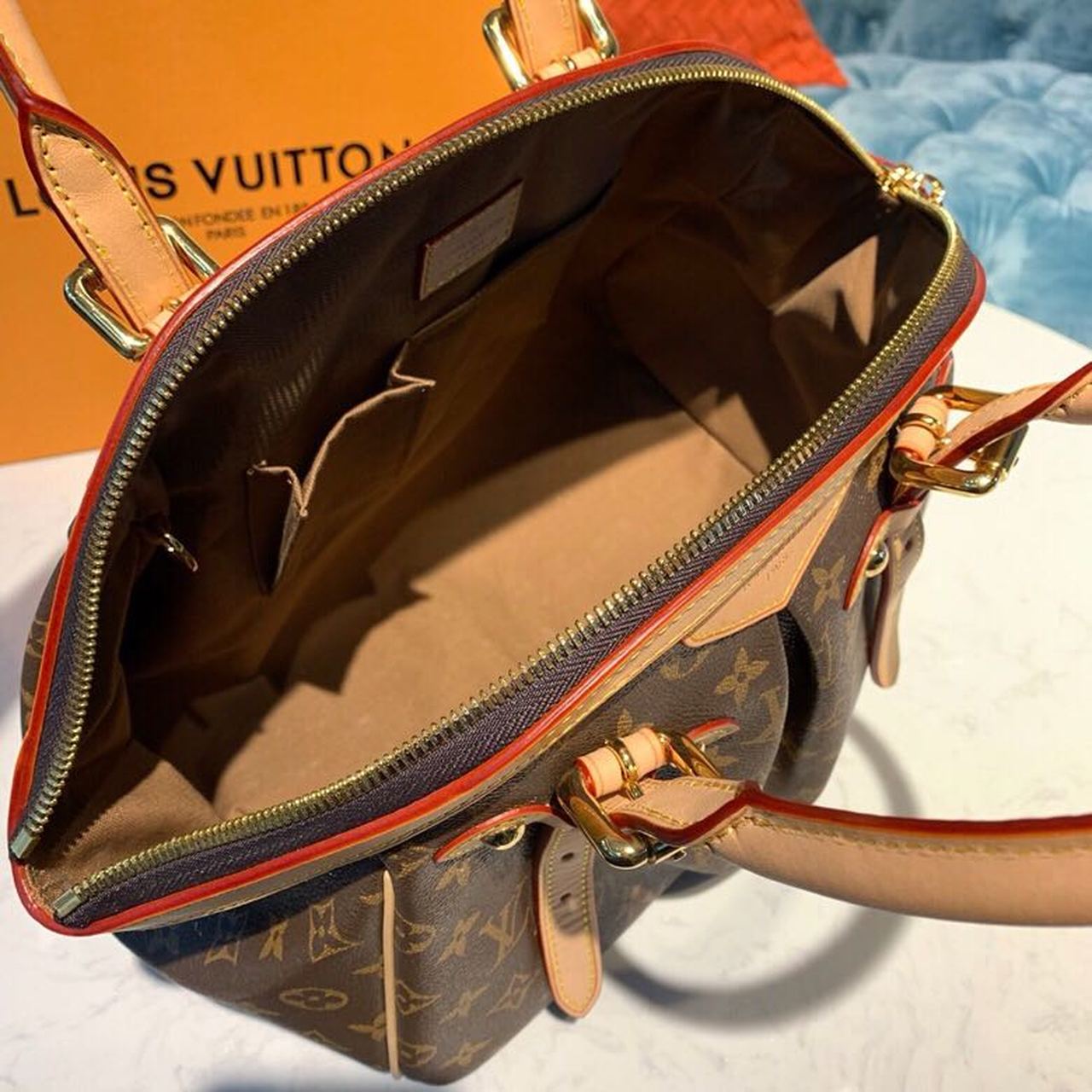 Louis Vuitton Tivoli Tote Bag Monogram Canvas For Women, Women’s Handbags, Shoulder Bags 18.1in/46cm