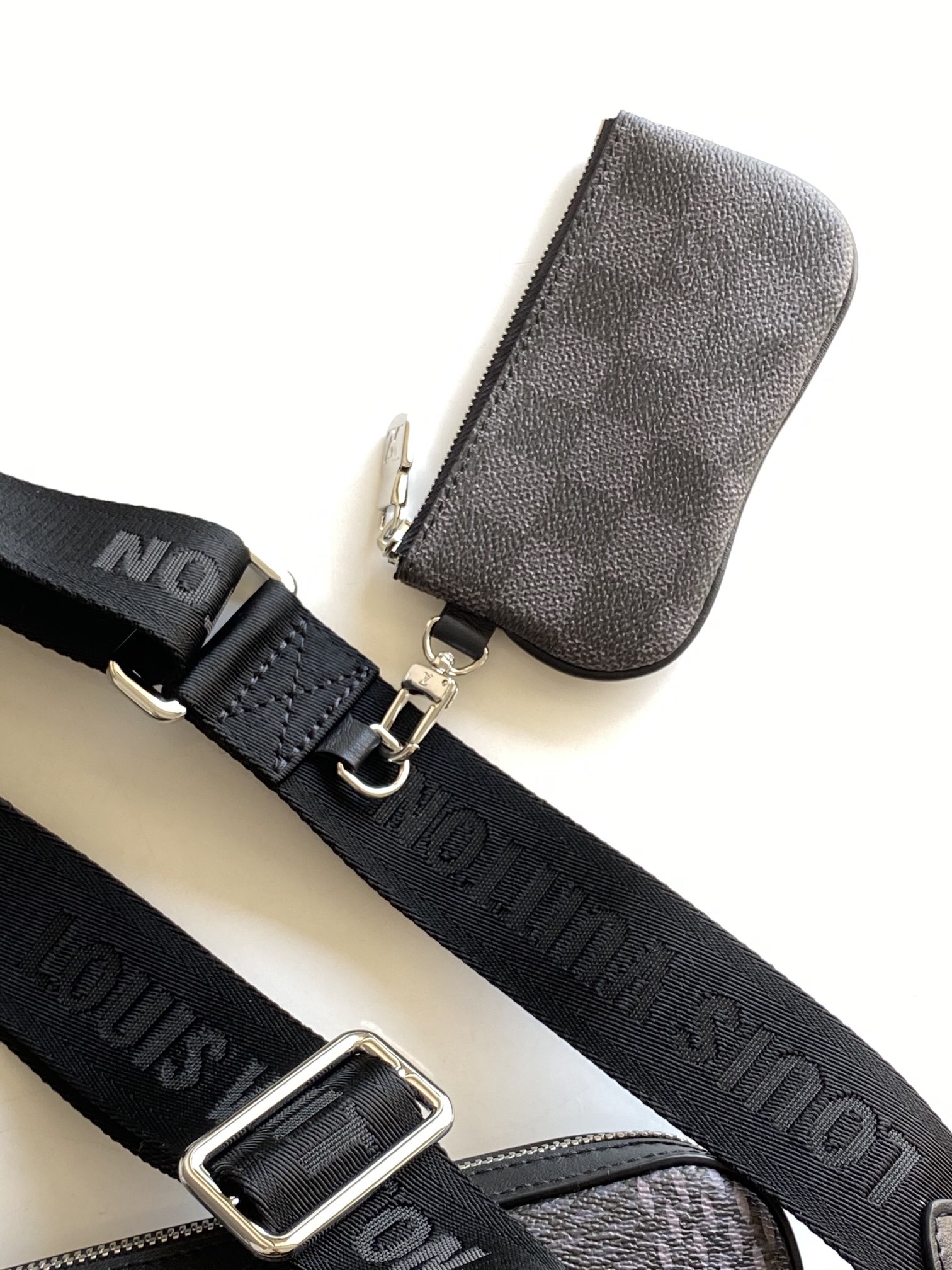 Louis Vuitton Trio Messenger Damier Graphite Black For Men, Men’s Bags, Shoulder And Crossbody Bags 9.8in/25cm