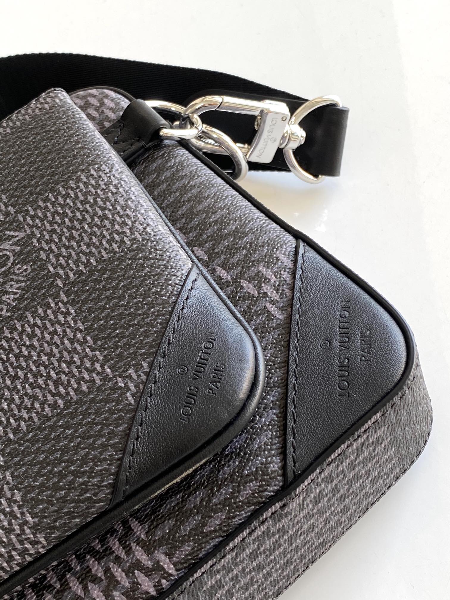 Louis Vuitton Trio Messenger Damier Graphite Black For Men, Men’s Bags, Shoulder And Crossbody Bags 9.8in/25cm