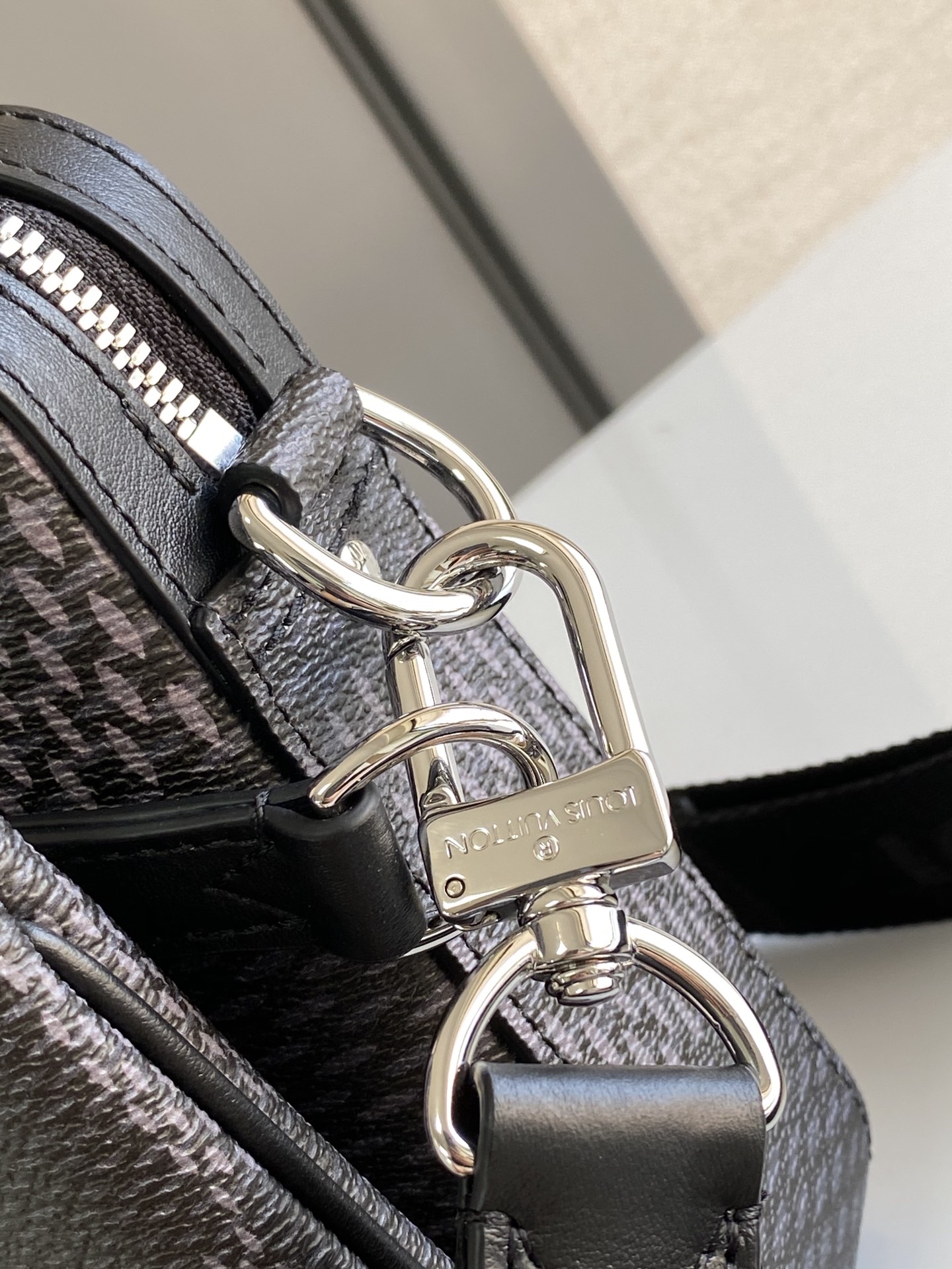 Louis Vuitton Trio Messenger Damier Graphite Black For Men, Men’s Bags, Shoulder And Crossbody Bags 9.8in/25cm