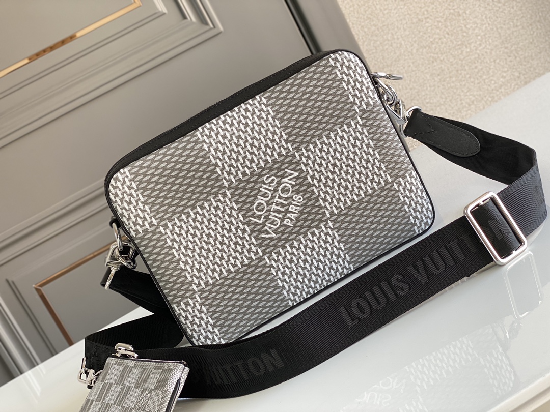 Louis Vuitton Trio Messenger Damier Graphite Plaster For Men, Men’s Bags, Shoulder And Crossbody Bags 9.8in/25cm LV
