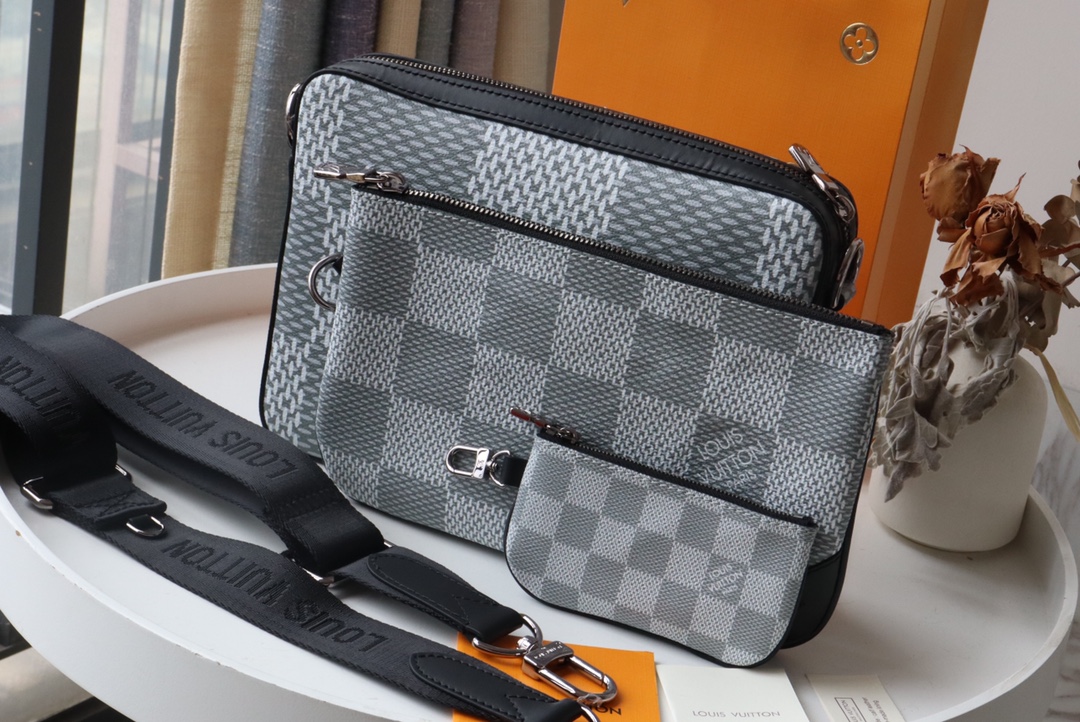 Louis Vuitton Trio Messenger Monogram Eclipse Monogram/ Eclipse Reverse For Men, Men’s Bags, Shoulder And Crossbody Bags 9.8in/25cm