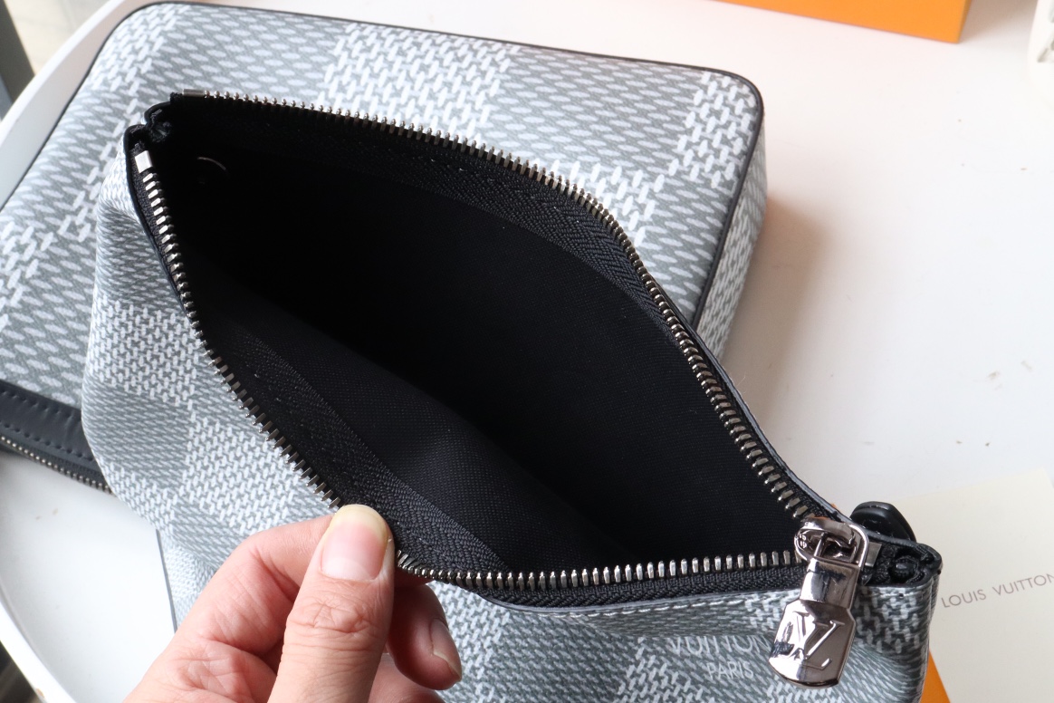 Louis Vuitton Trio Messenger Monogram Eclipse Monogram/ Eclipse Reverse For Men, Men’s Bags, Shoulder And Crossbody Bags 9.8in/25cm
