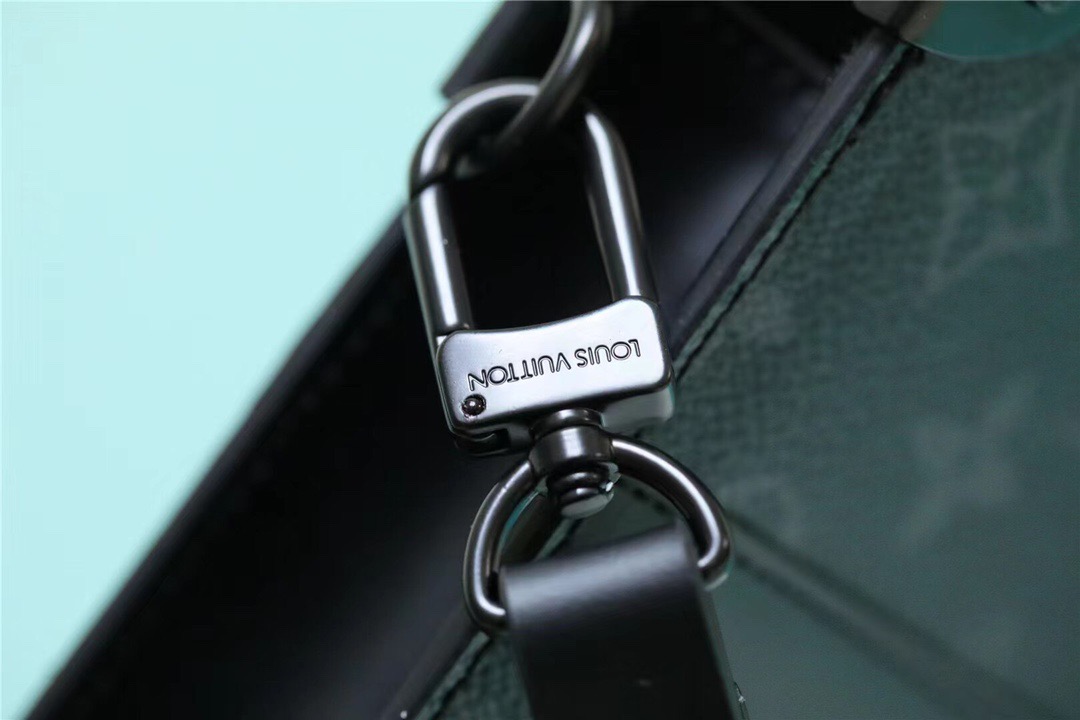 Louis Vuitton Trunk Pouch Monogram Eclipse Canvas Black For Men, Men’s Wallet 28cm