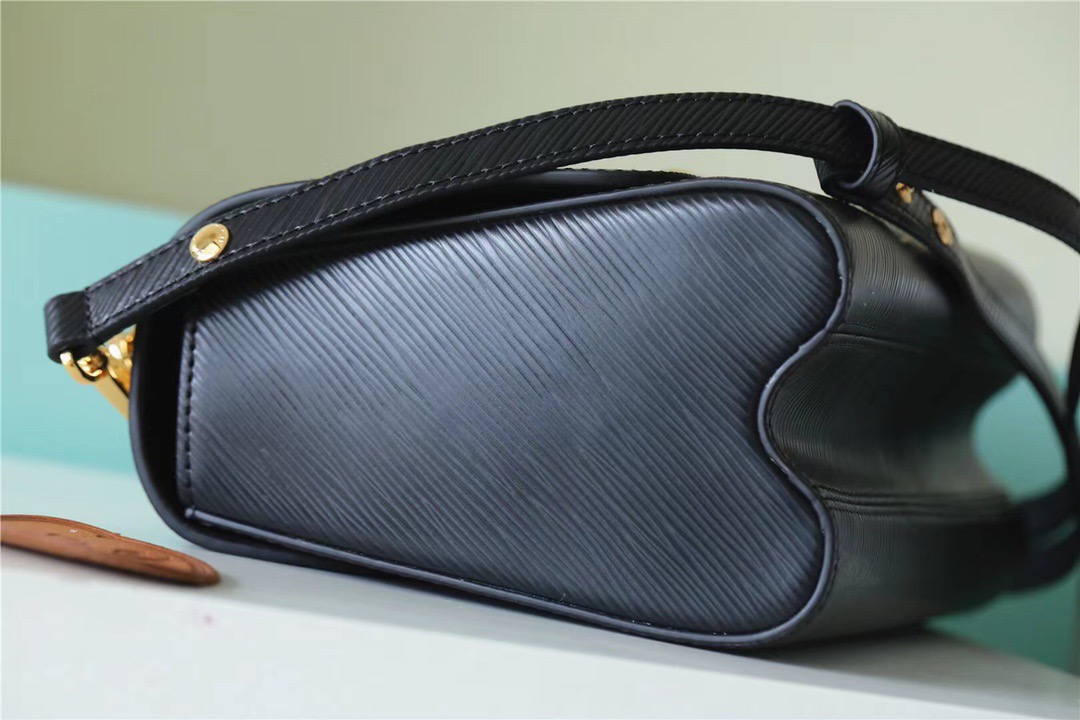 Louis Vuitton Twist MM Epi Black For Women, Women’s Bags, Shoulder And Crossbody Bags 9.1in/23cm