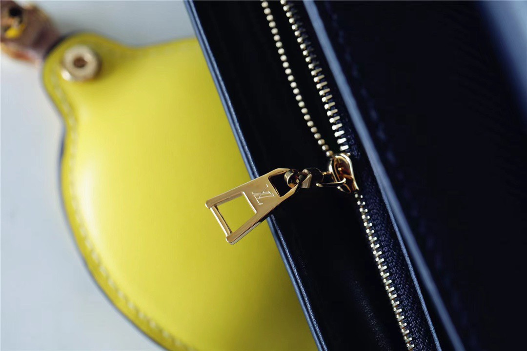 Louis Vuitton Twist MM Epi Black For Women, Women’s Handbags, Shoulder And Crossbody Bags 7.5in/19cm