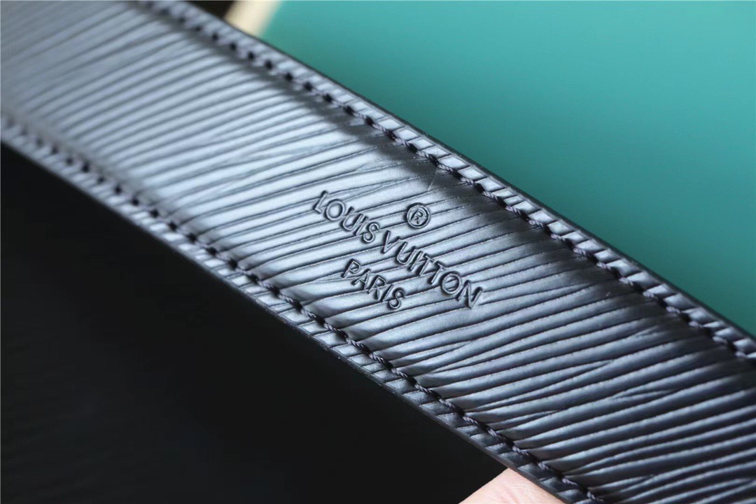 Louis Vuitton Twist MM Epi Black For Women, Women’s Handbags, Shoulder And Crossbody Bags 9.1in/23cm LV