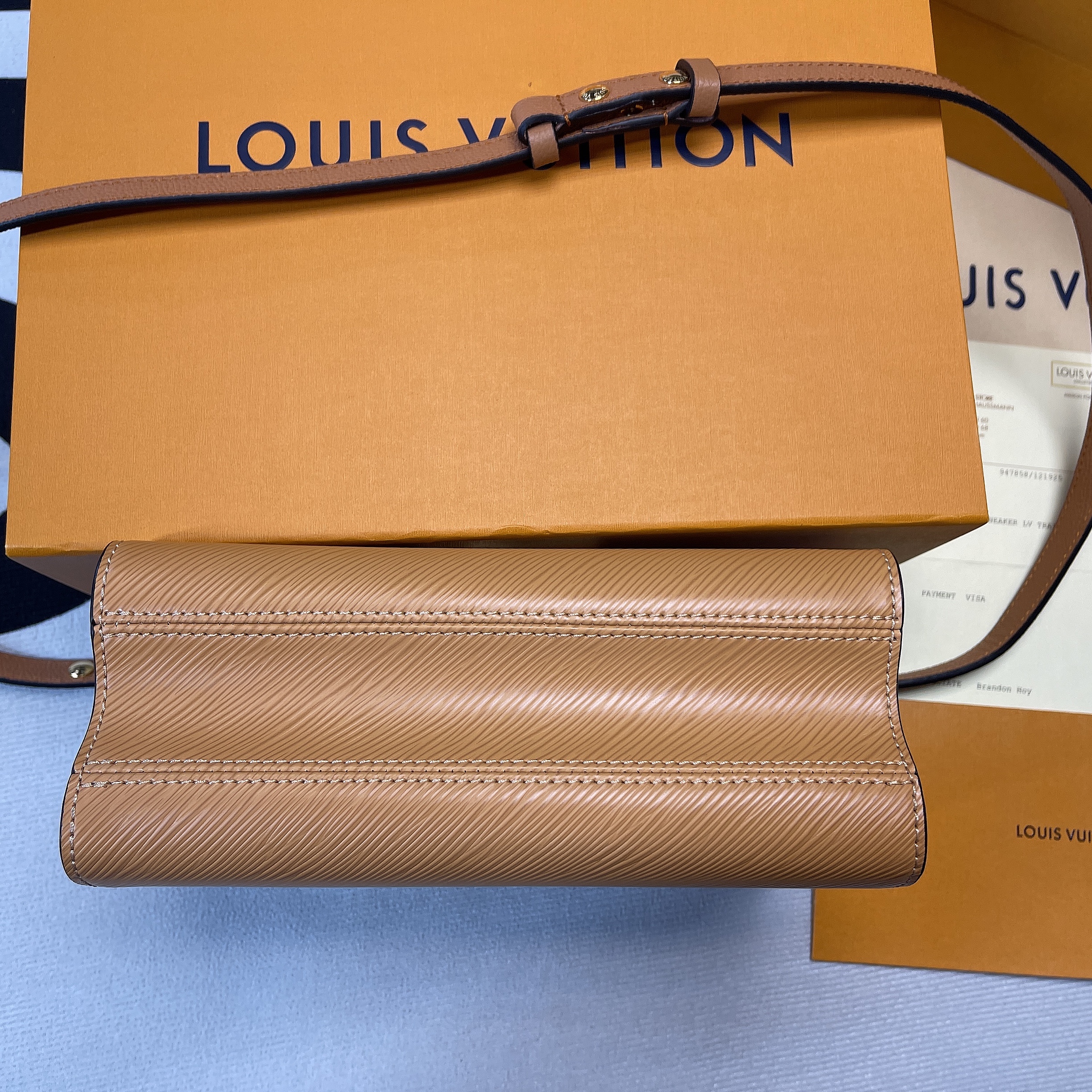 Louis Vuitton Twist MM Epi Gold Miel Brown For Women, Women’s Bags, Shoulder And Crossbody Bags 9.1in/23cm