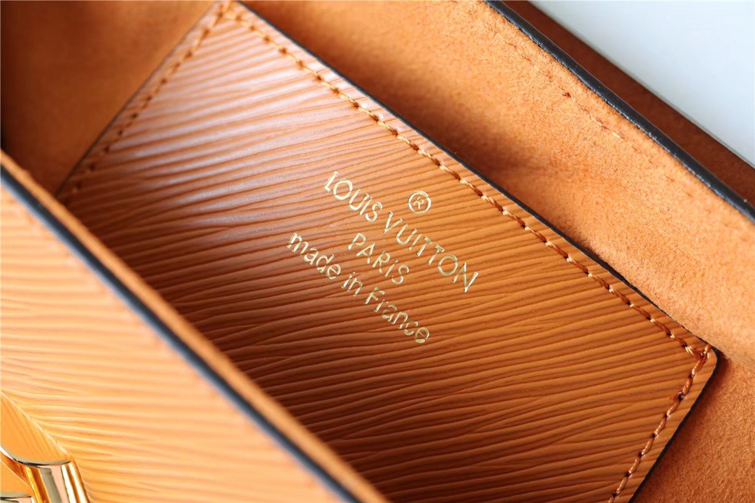 Louis Vuitton Twist MM Epi Gold Miel Brown For Women, Women’s Bags, Shoulder And Crossbody Bags 9.1in/23cm