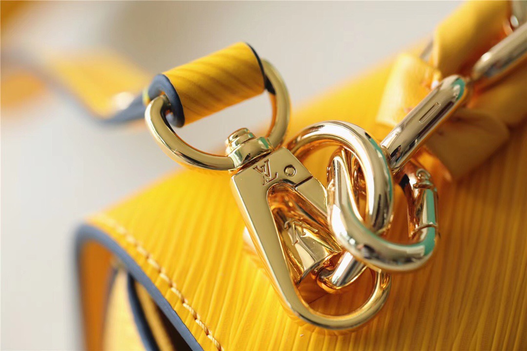 Louis Vuitton Twist MM Epi Sunflower Yellow For Women, Women’s Bags, Shoulder And Crossbody Bags 9.1in/23cm