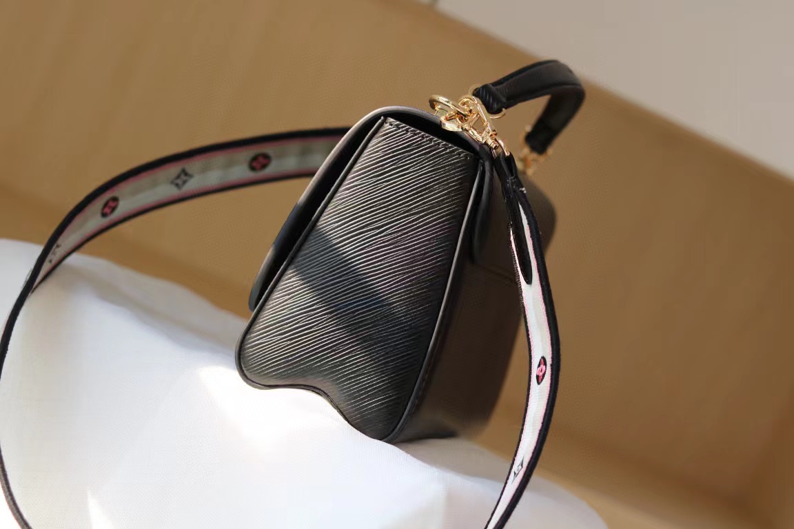 Louis Vuitton Twist MM Monogram Blossoms Black For Women, Women’s Handbags, Shoulder And Crossbody Bags 9.1in/23cm