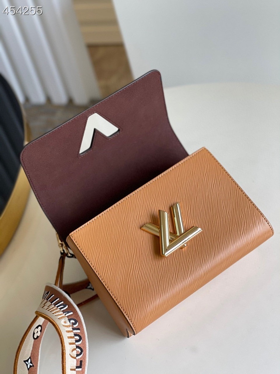 Louis Vuitton Twist MM Monogram Blossoms Honey Gold For Women, Women’s Handbag, Shoulder And Crossbody Bags 9.1in/23cm