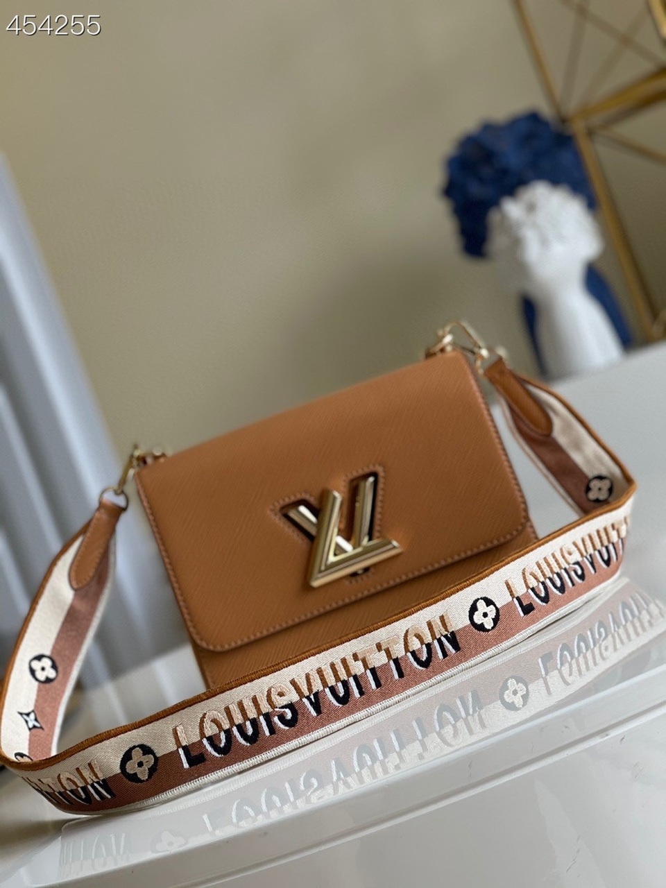 Louis Vuitton Twist MM Monogram Blossoms Honey Gold For Women, Women’s Handbag, Shoulder And Crossbody Bags 9.1in/23cm