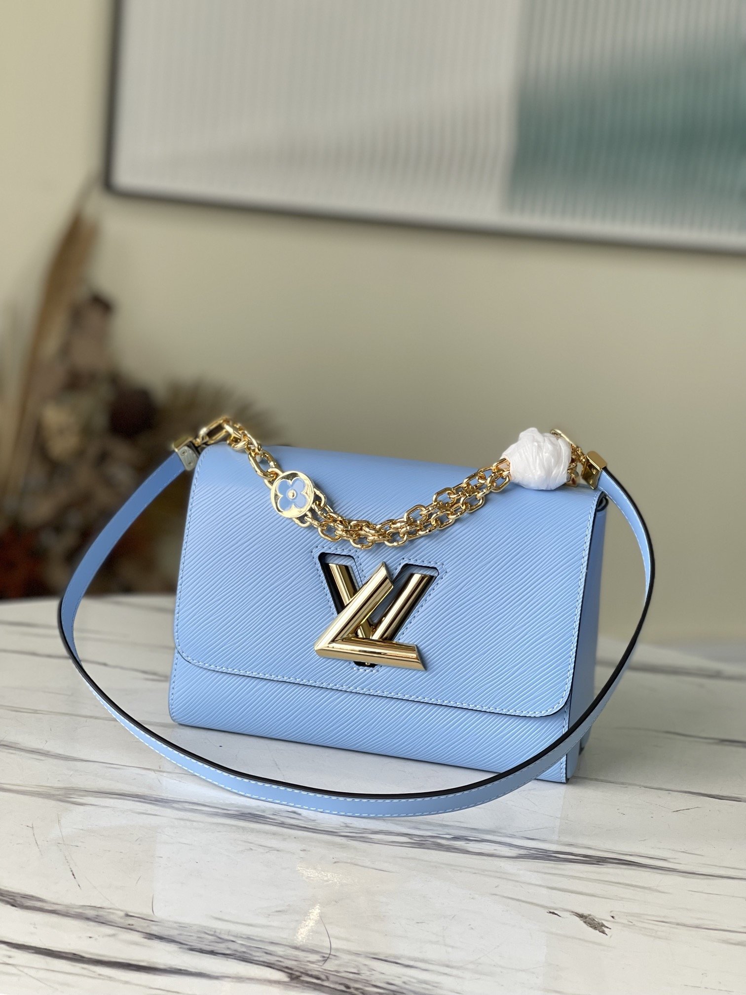 Louis Vuitton Twist MM Monogram Flower Bleu Nuage Blue For Women, Women’s Handbags, Shoulder And Crossbody Bags 9.1in/23cm
