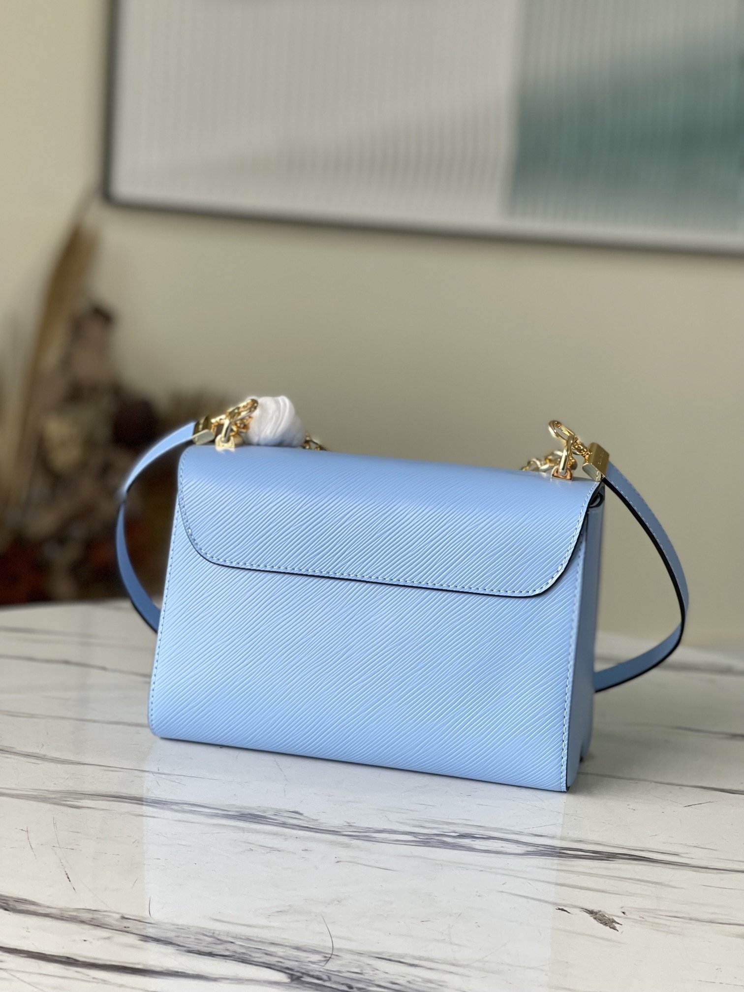 Louis Vuitton Twist MM Monogram Flower Bleu Nuage Blue For Women, Women’s Handbags, Shoulder And Crossbody Bags 9.1in/23cm