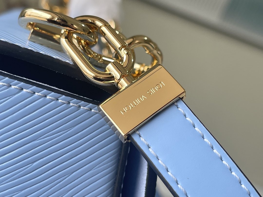 Louis Vuitton Twist MM Monogram Flower Bleu Nuage Blue For Women, Women’s Handbags, Shoulder And Crossbody Bags 9.1in/23cm