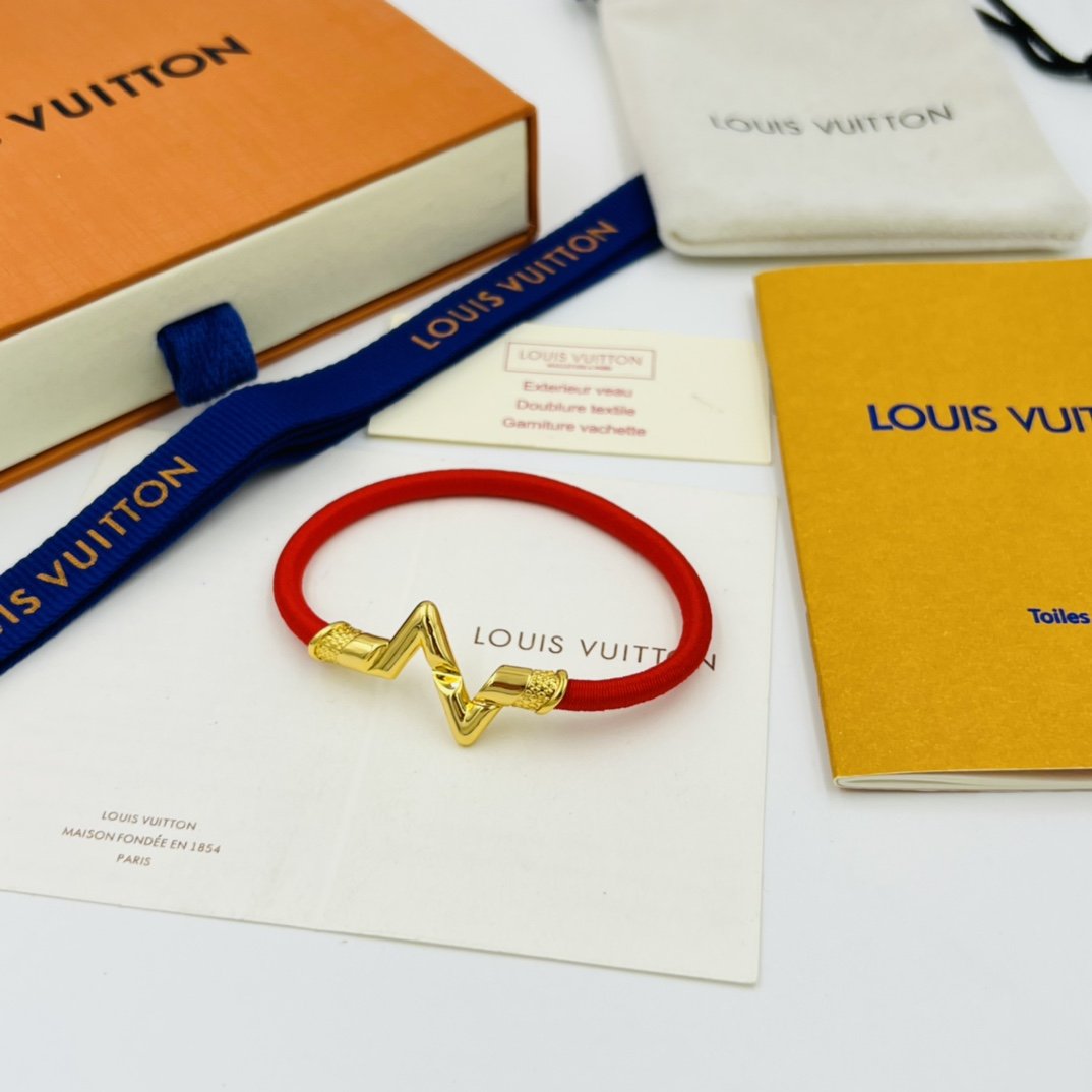 Louis Vuitton Volt Upside Down Play Small Bracelet Yellow Gold