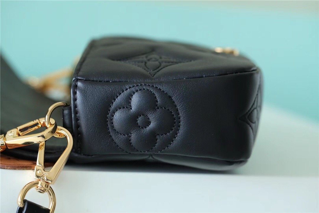 Louis Vuitton Wallet On Strap Bubblegram Monogram In Wallets and Small Leather Goods For Women 7.9in/20cm