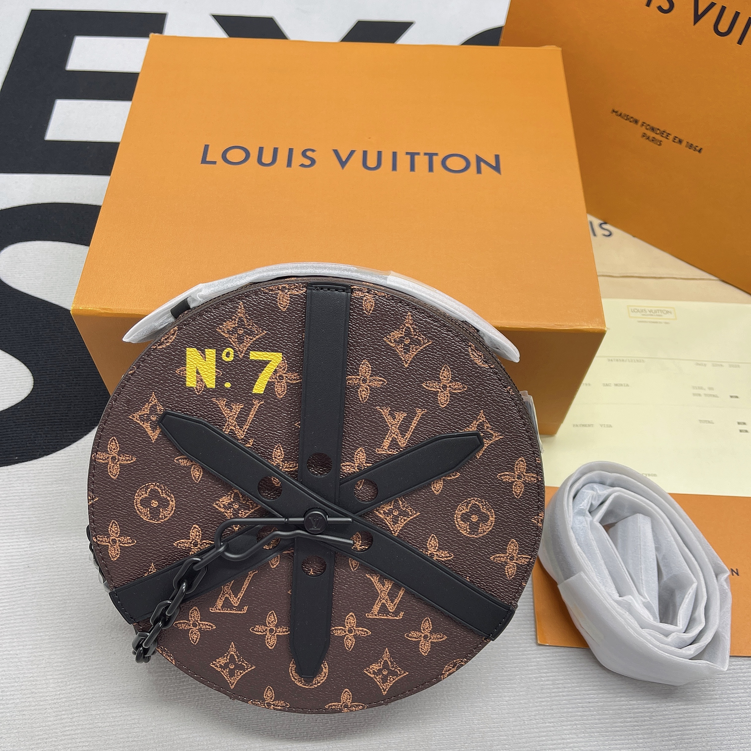 Louis Vuitton Wheel Box Monogram Canvas For Women, Women’s Handbags, Shoulder Bags And Crossbody Bags 9.1in/23cm 