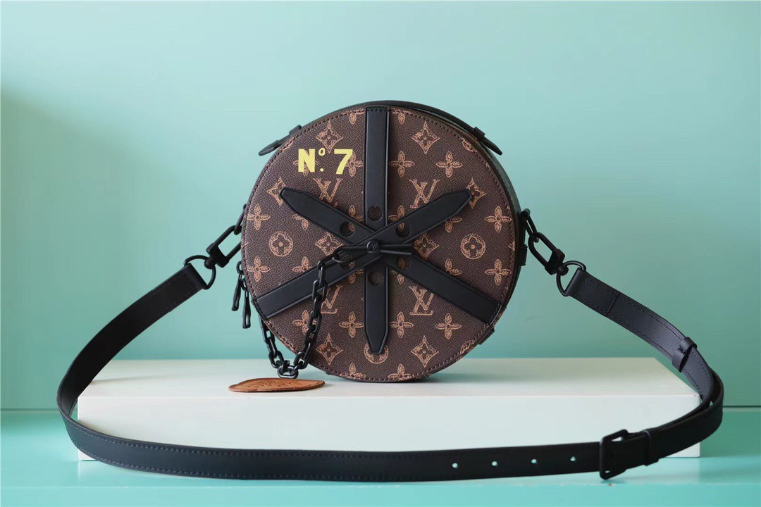 Louis Vuitton Wheel Box Monogram Canvas For Women, Women’s Handbags, Shoulder Bags And Crossbody Bags 9.1in/23cm 