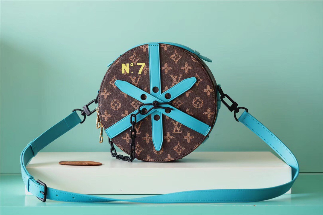 Louis Vuitton Wheel Box Monogram Canvas For Women, Women’s Handbags, Shoulder Bags And Crossbody Bags 9.1in/23cm LV 
