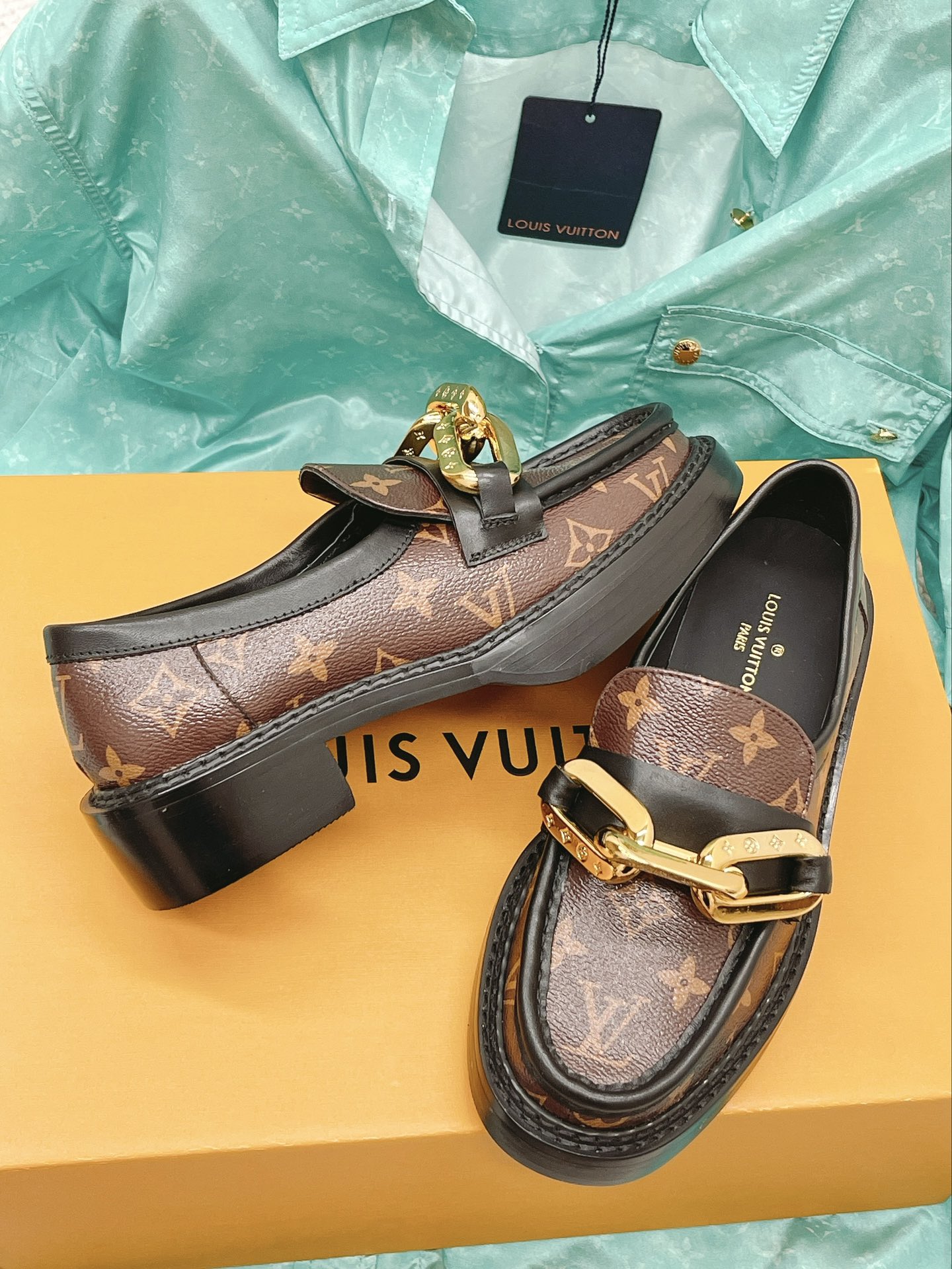Louis Vuitton Women’s Academy Loafer Brown For Women LV