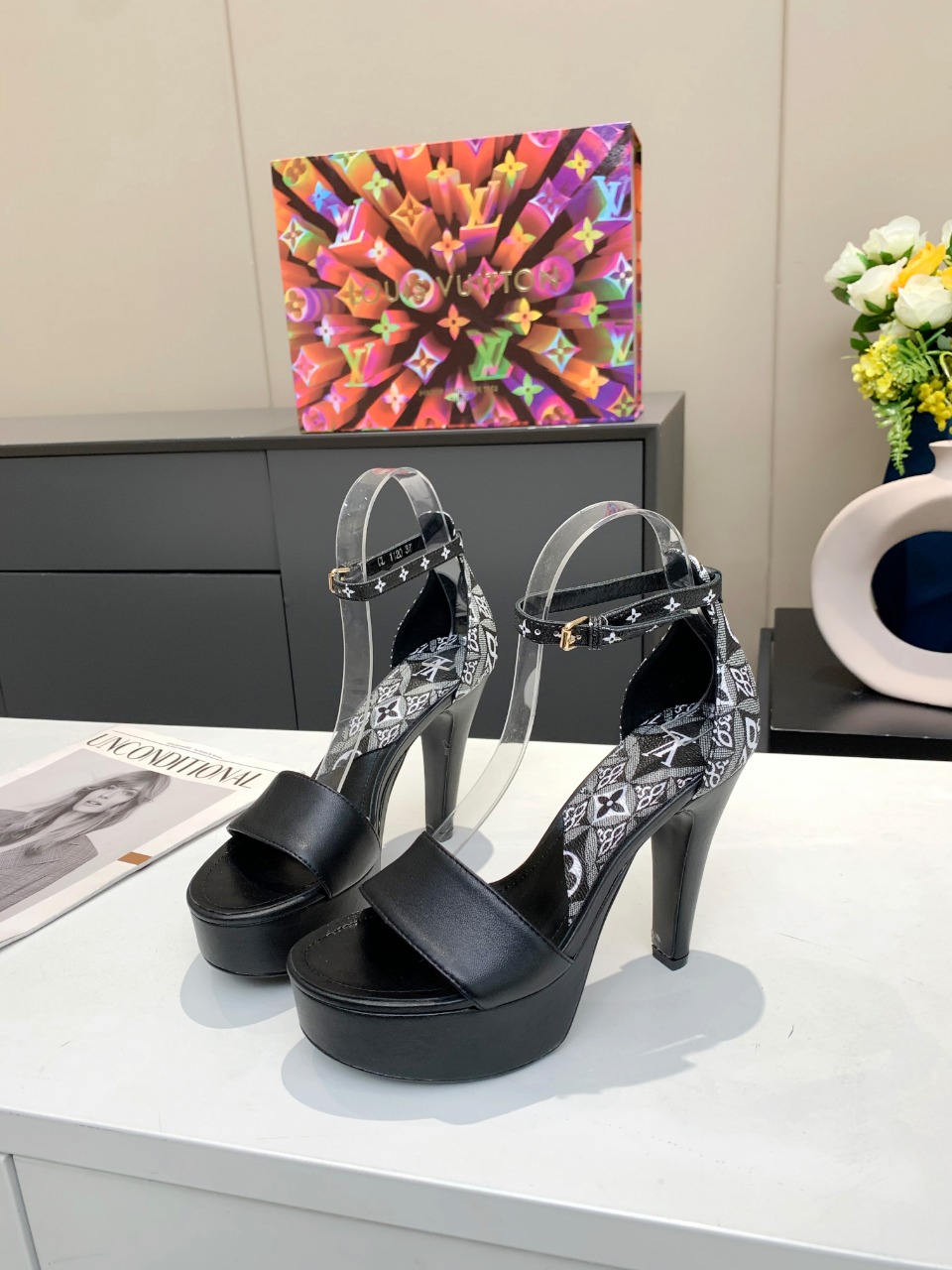 Louis Vuitton Women’s Afterglow Platform Sandal Black And White For Women LV