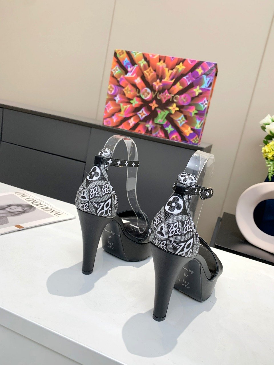 Louis Vuitton Women’s Afterglow Platform Sandal Black And White For Women LV