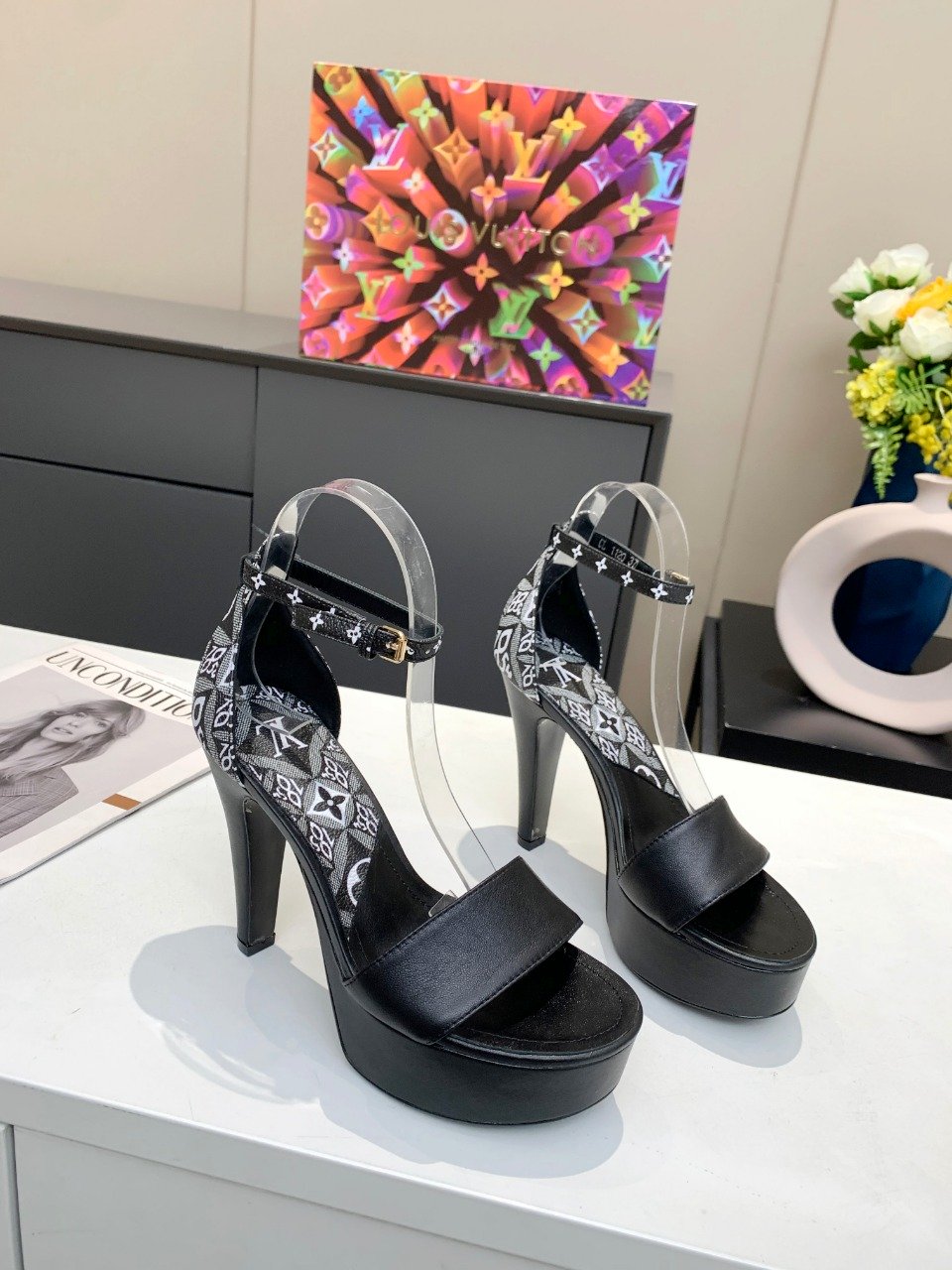 Louis Vuitton Women’s Afterglow Platform Sandal Black And White For Women LV