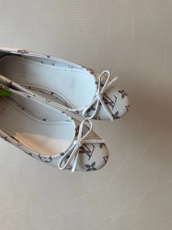 Louis Vuitton Women’s Joy Ballerina White For Women LV