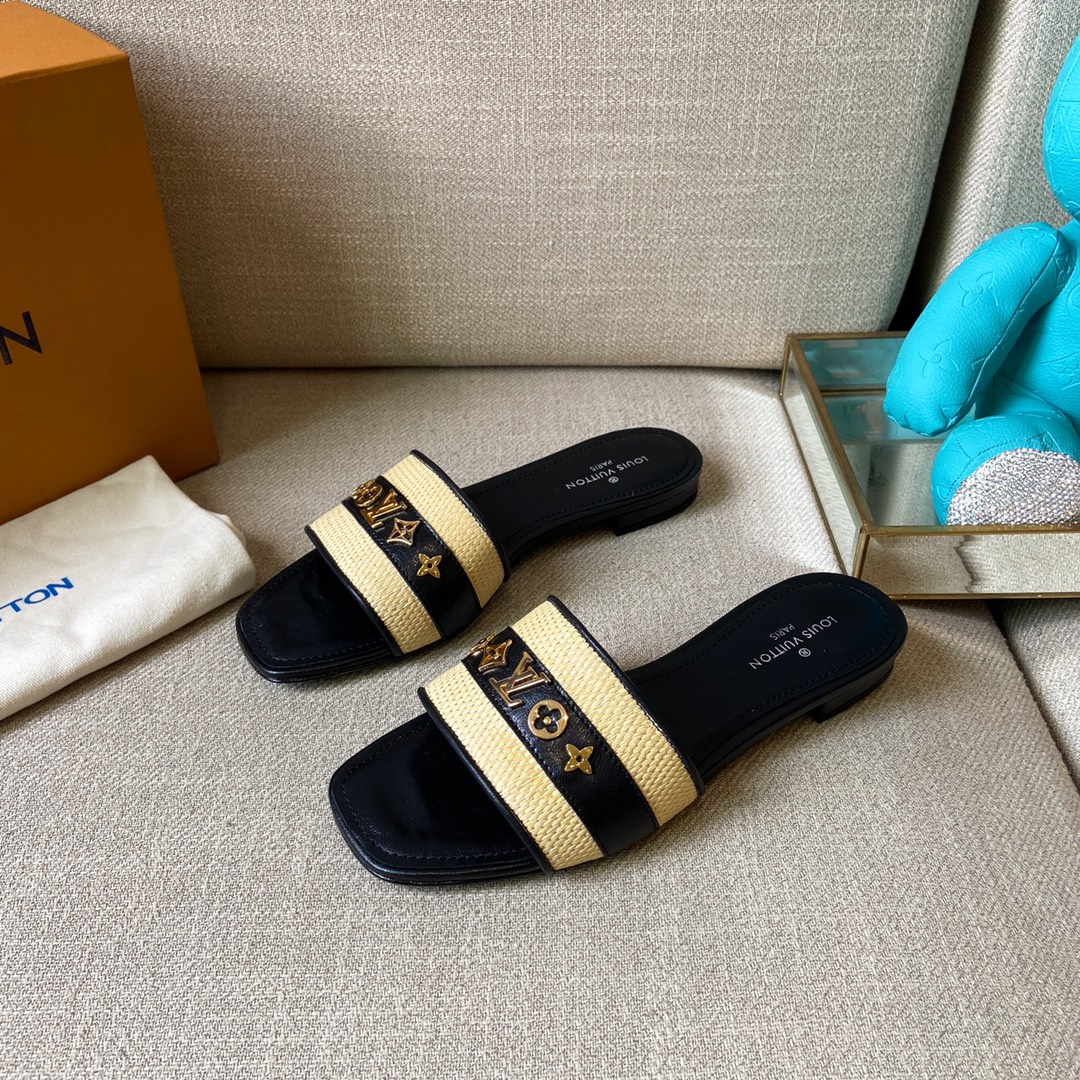 Louis Vuitton Women’s Lock It Mule Black For Women LV