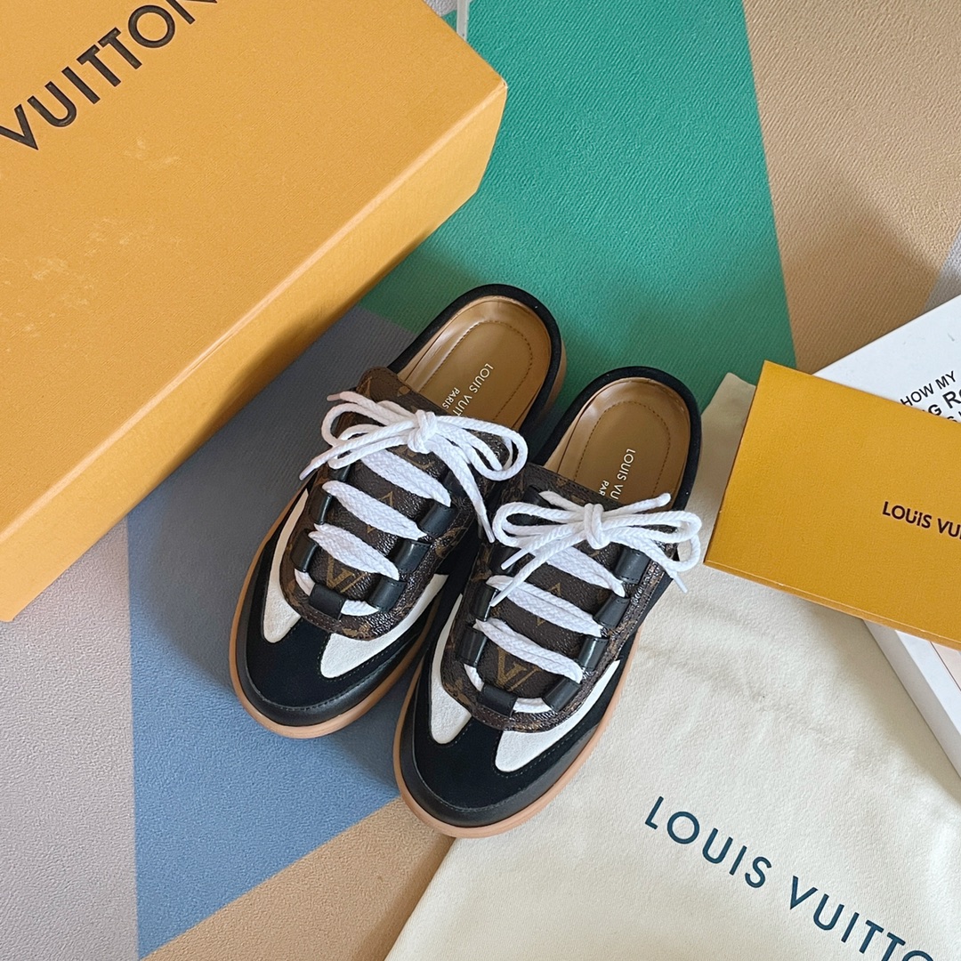 Louis Vuitton Women’s Lous Sneakers Beige For Women LV