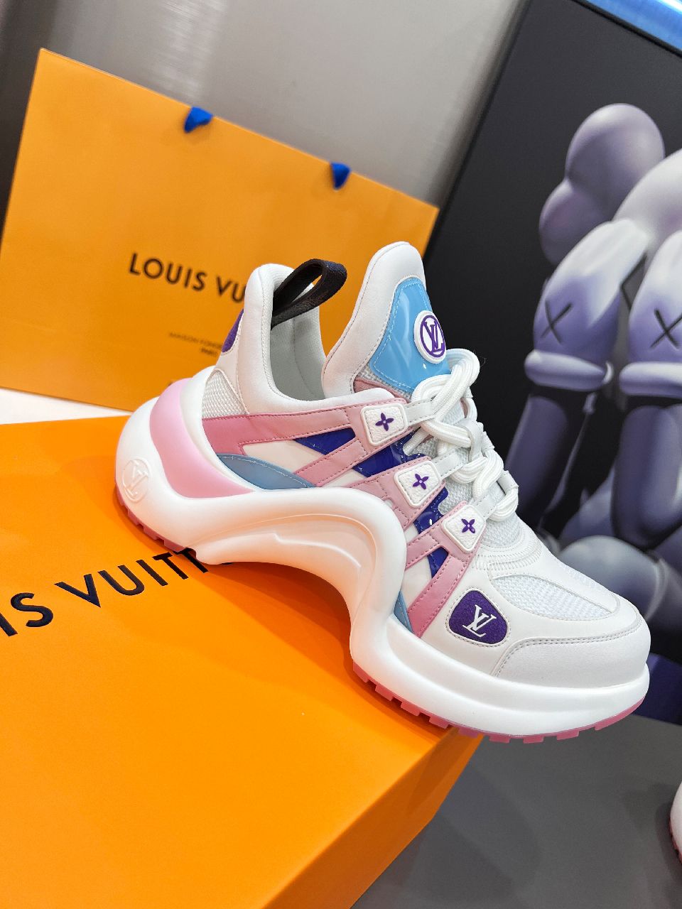 Louis Vuitton Women’s LV Archlight Sneaker Pink And Blue For Women LV