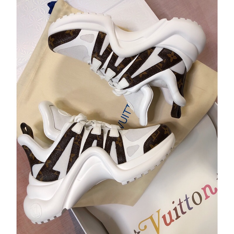 Louis Vuitton Women’s LV Archlight Sneaker White For Women LV 1A43KV