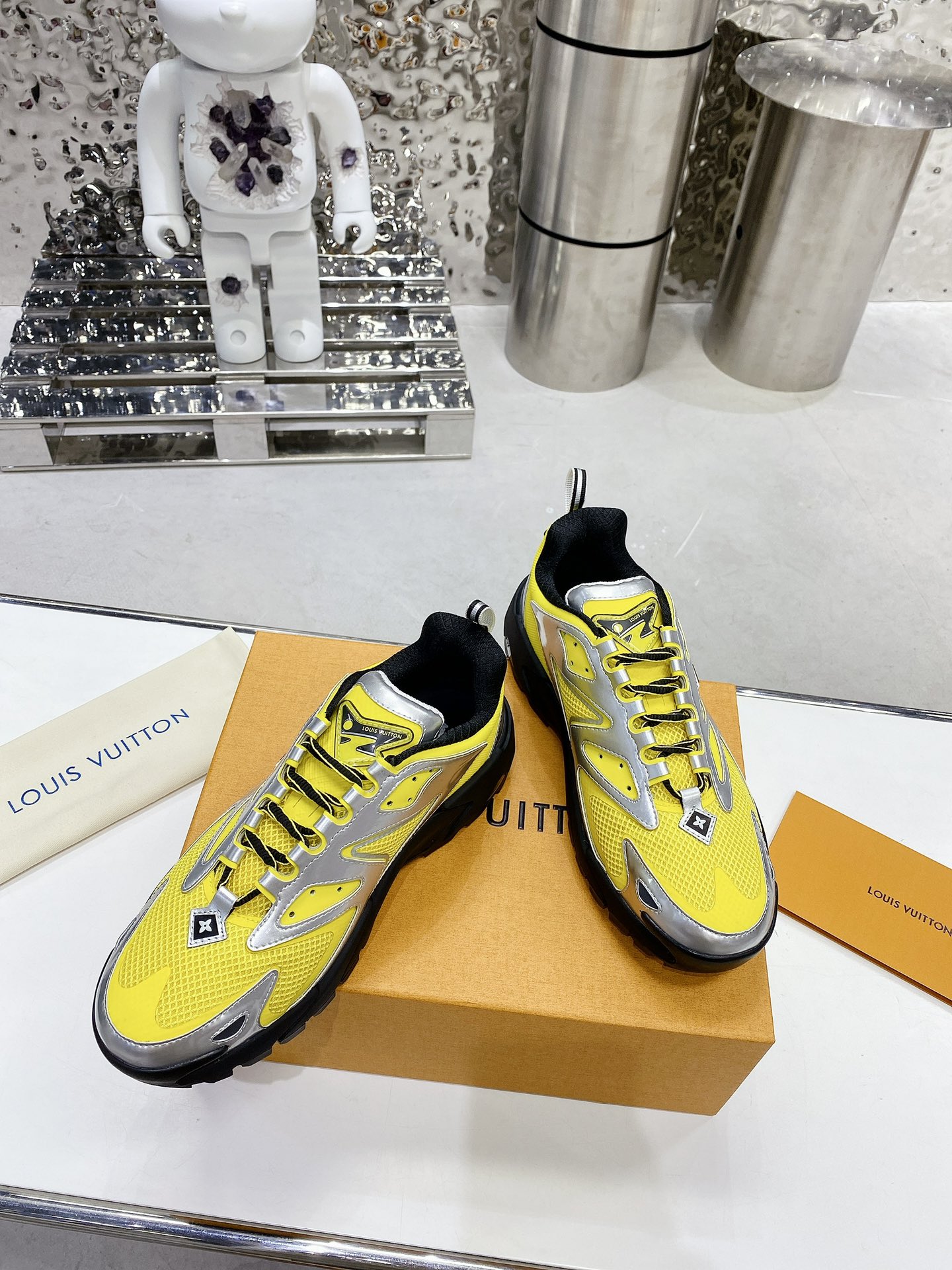 Louis Vuitton Women’s LV Runner Tatic Sneaker Yellow For Women LV