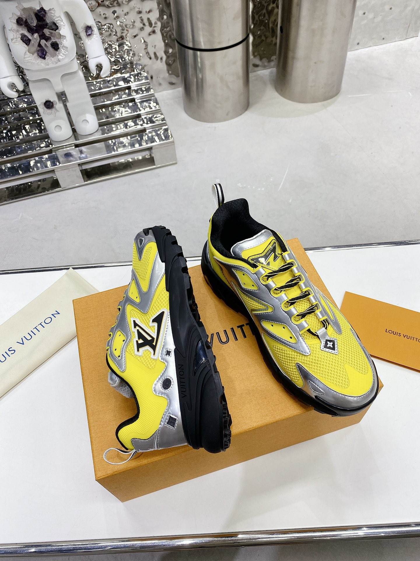 Louis Vuitton Women’s LV Runner Tatic Sneaker Yellow For Women LV