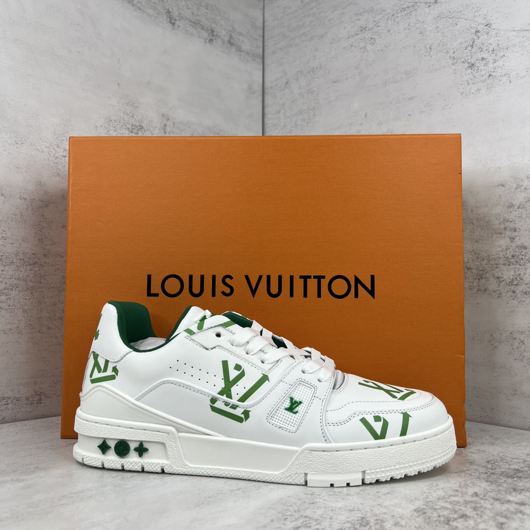 Louis Vuitton Women’s LV Trainer Sneaker Green For Women LV 1AAGXF