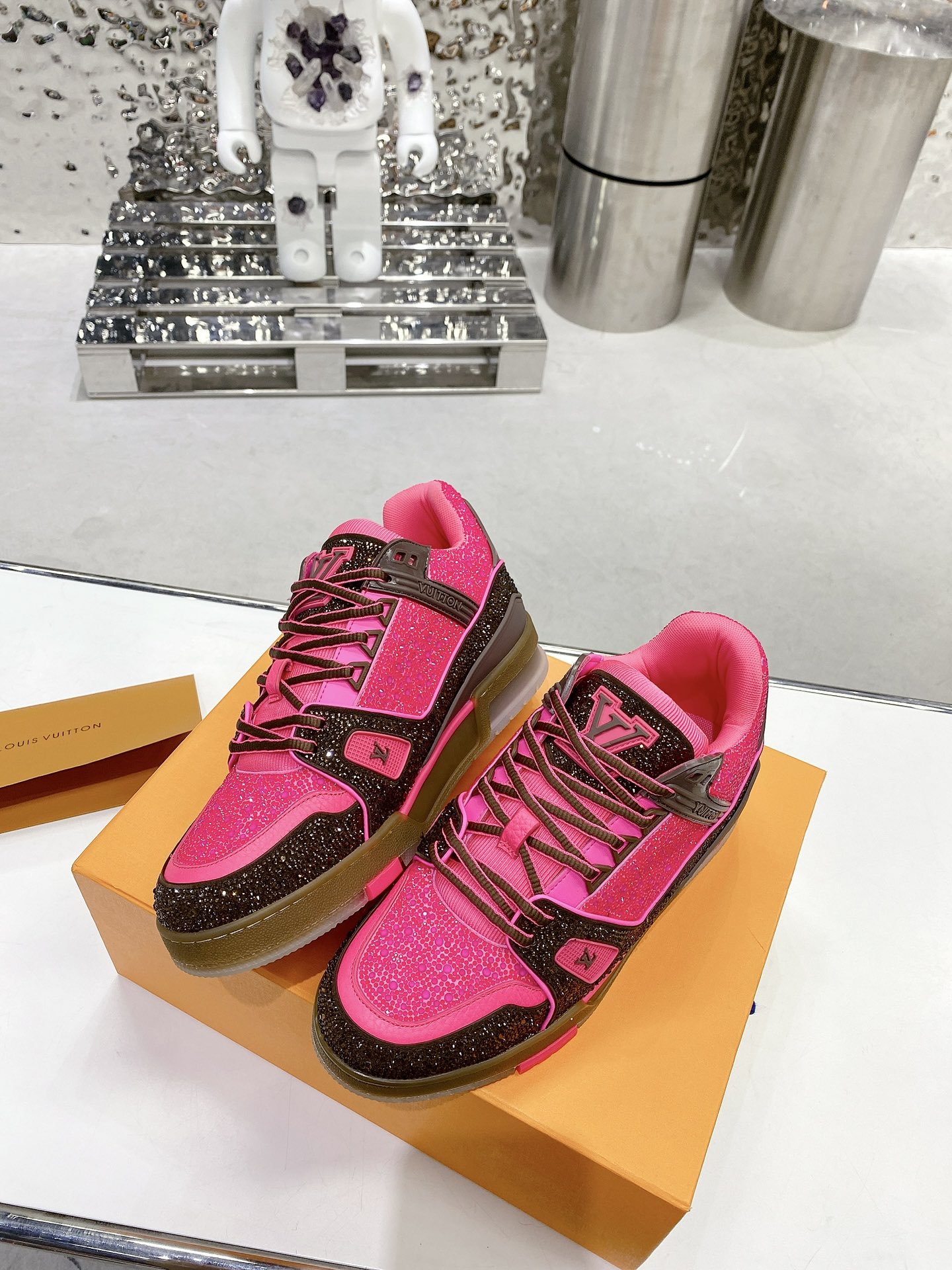 Louis Vuitton Women’s LV Trainers Pink For Women LV